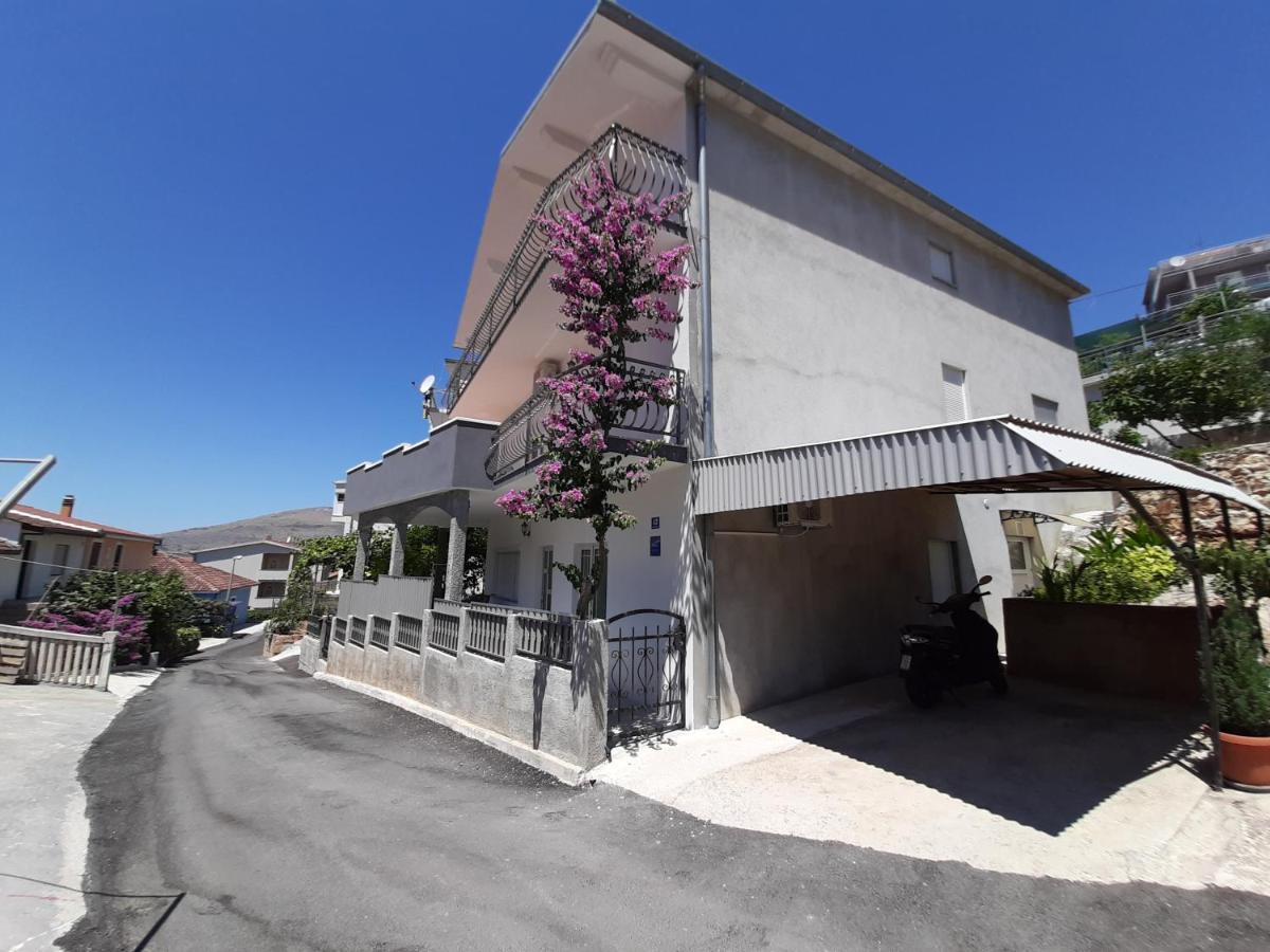 Apartment Luna Trogir Exterior foto