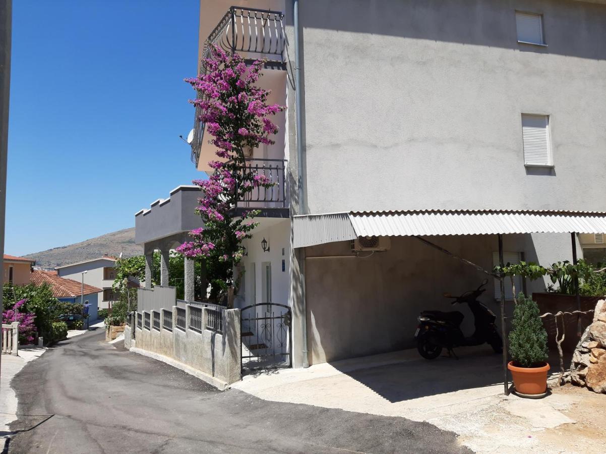 Apartment Luna Trogir Exterior foto